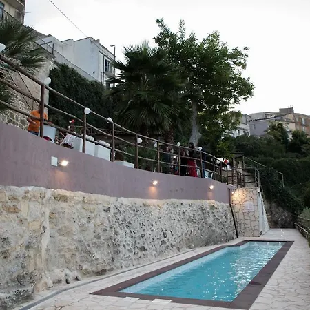 Casa de hóspedes Chibao Ragusa